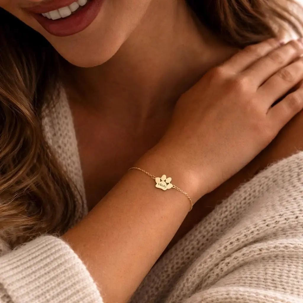 Pawprint Elegance — Handgegraveerde Pootafdruk Armband