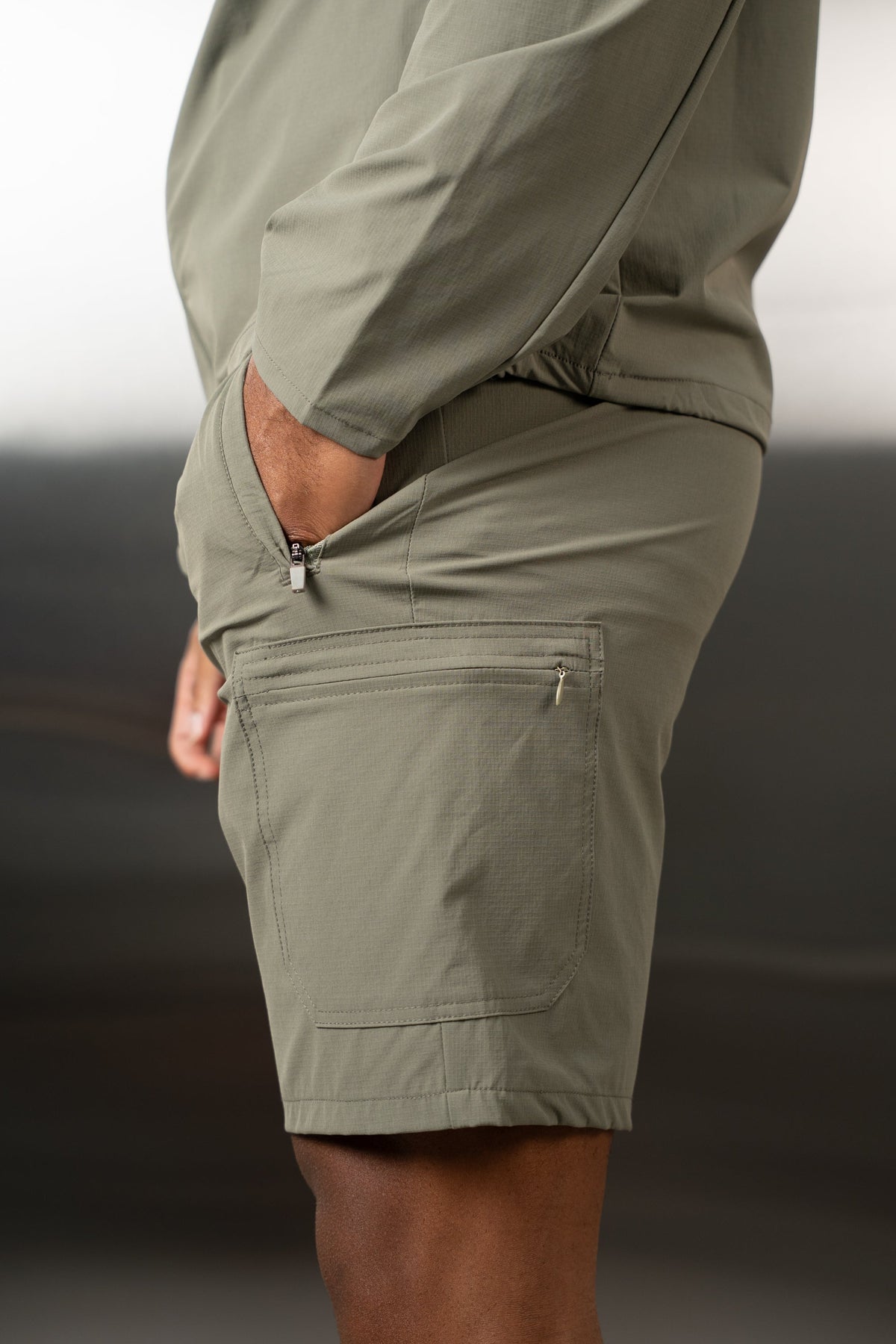 Hydra Technical Shorts - Taupe