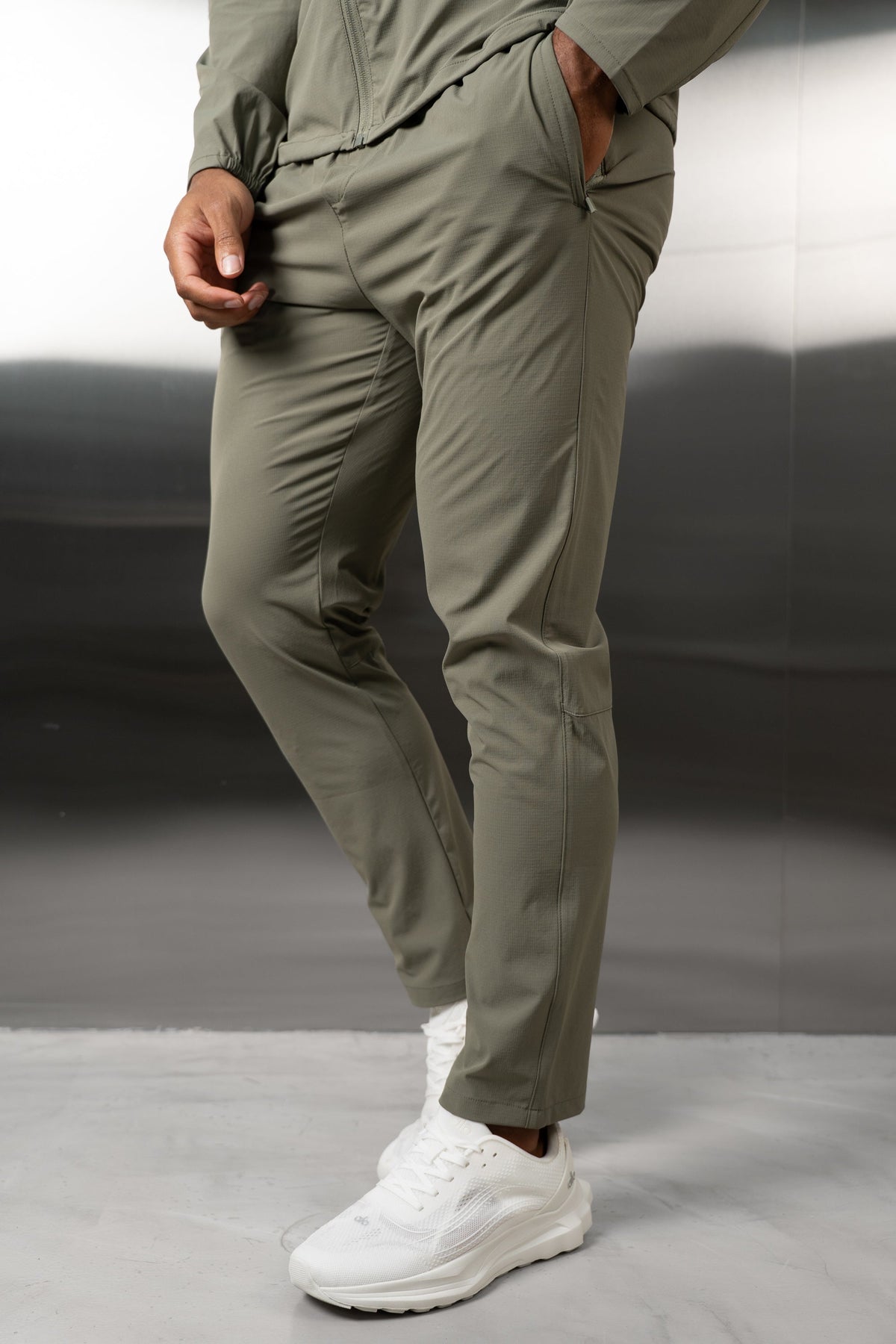 Hydra Technical Windjack- Taupe