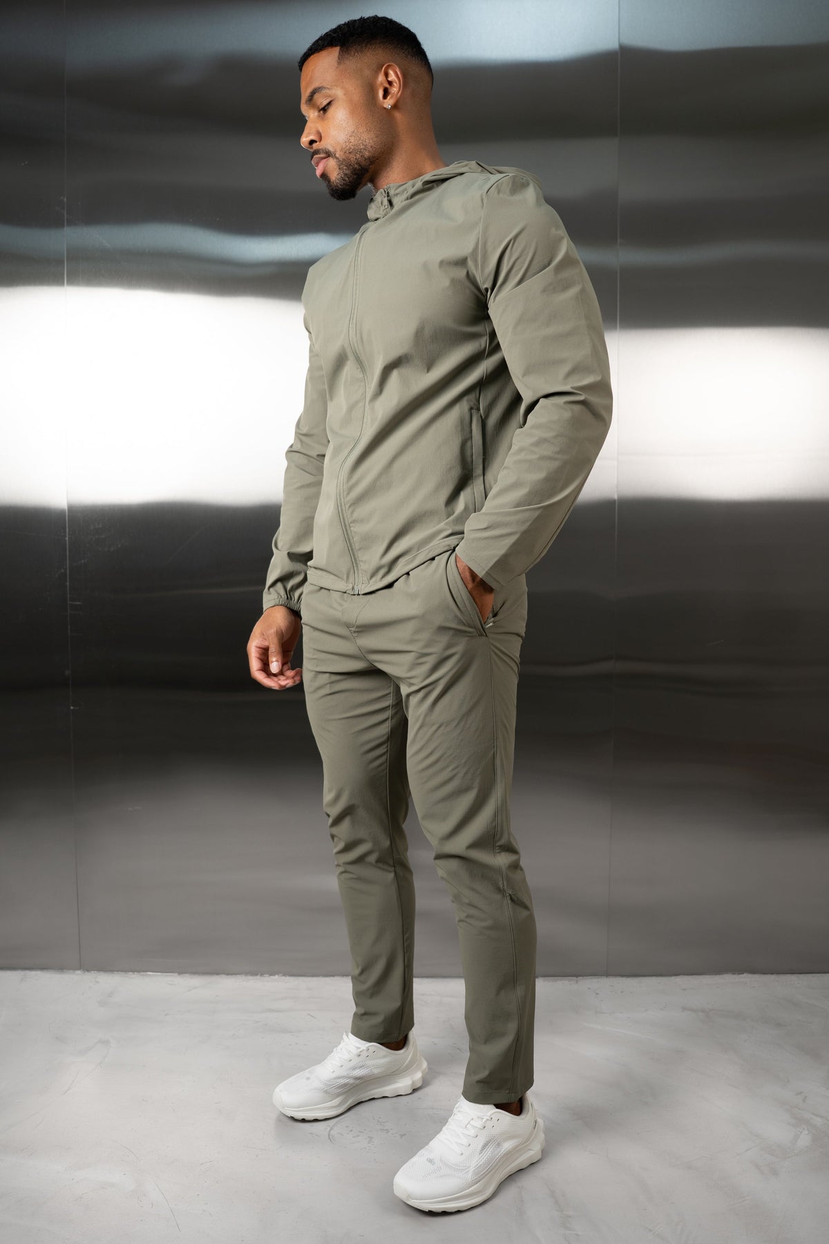 Hydra Technical Windjack- Taupe